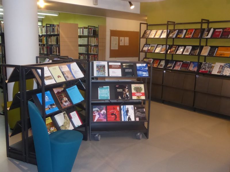 Bibliothèque Éric-de-Dampierre